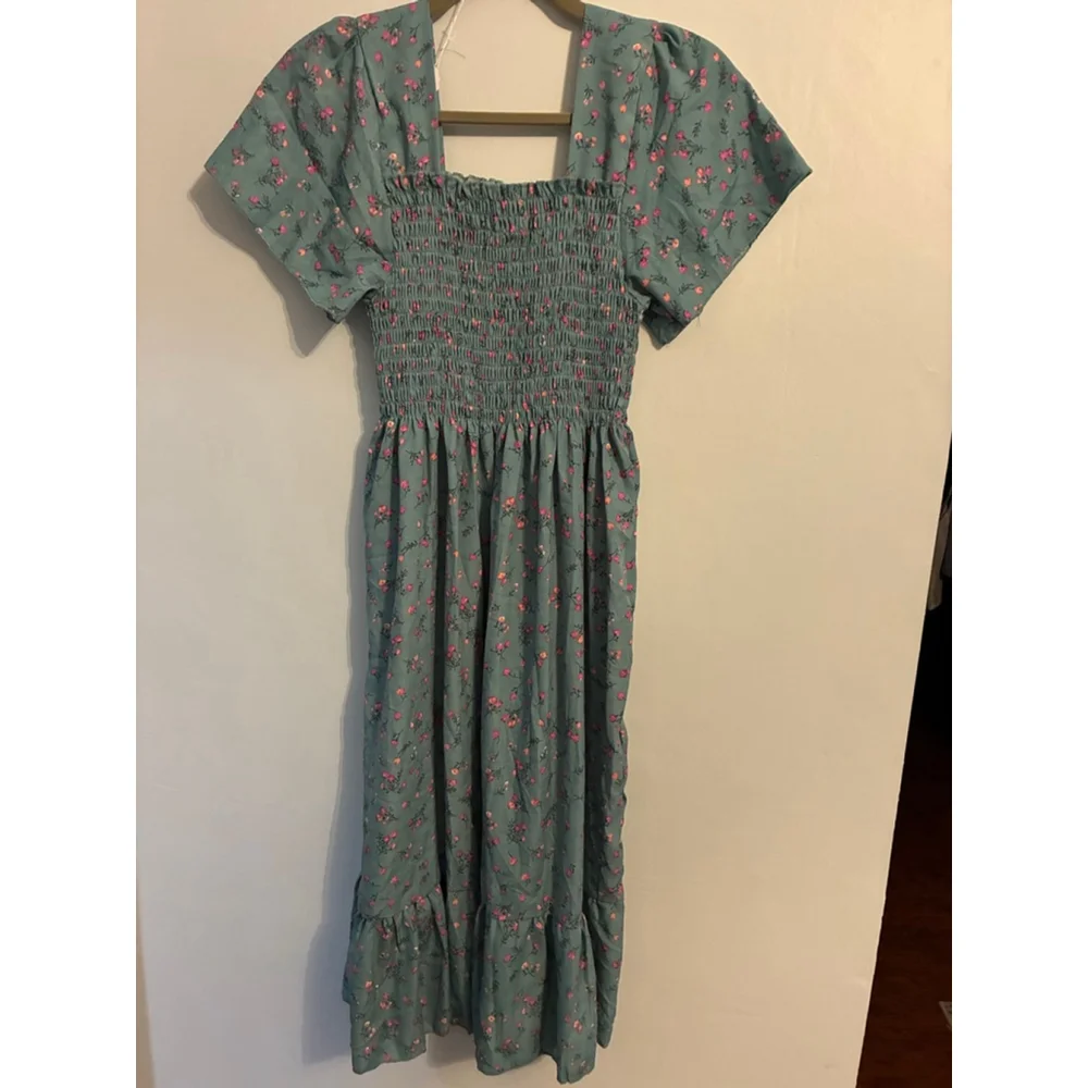 0125 Beautiful blue cottage-core dress with pink posies. Size- S/M - Picture 4 of 8